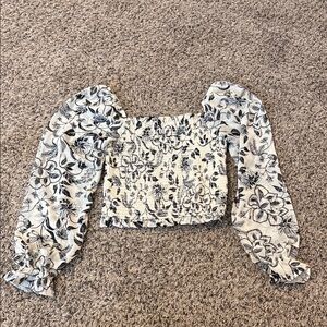 Floral Puff Sleeve Top - Black and White